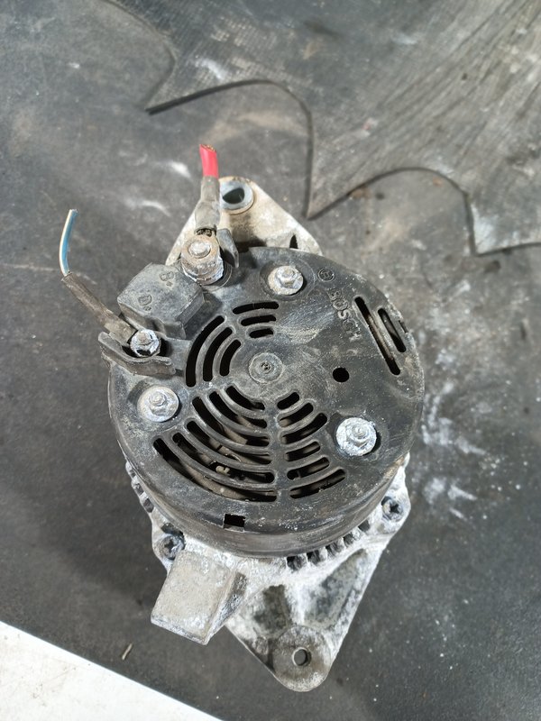 Alternador OPEL CORSA B 90389246