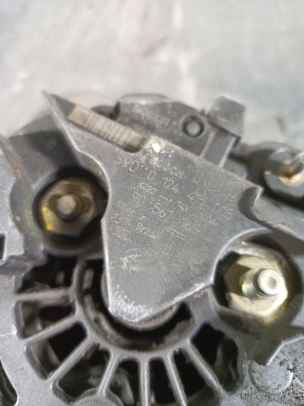 Alternador OPEL 2.0 DI / DTI 90561168