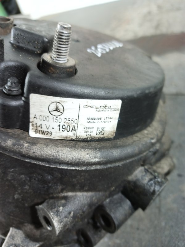 Alternador MERCEDES CDI A0001502550