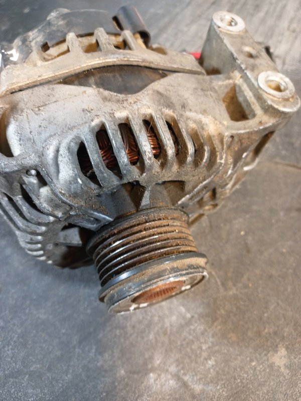 Alternador Grupo Fiat 46823547