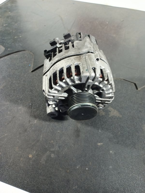 Alternador BMW S5 F11 5R PRETA C613704A