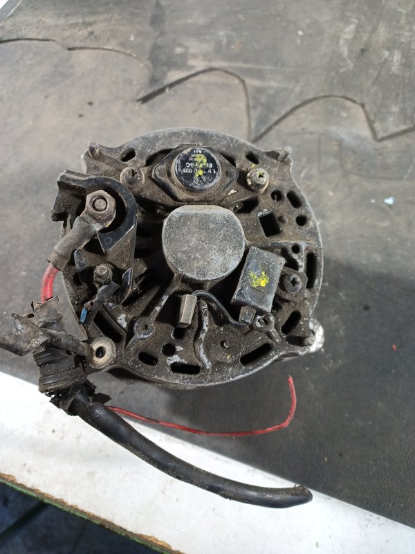 Alternador AUDI 80 026903015