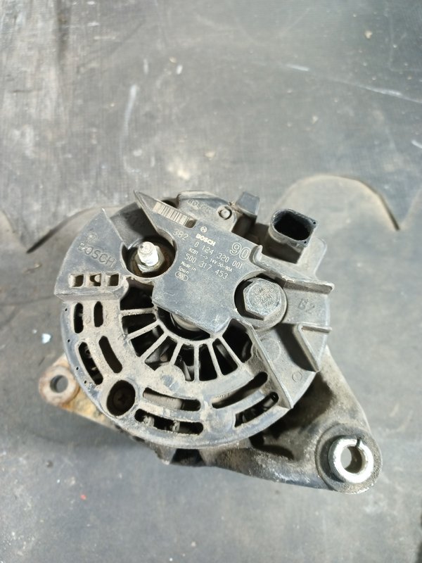 Alternador IVECO DAILY III 0124320001