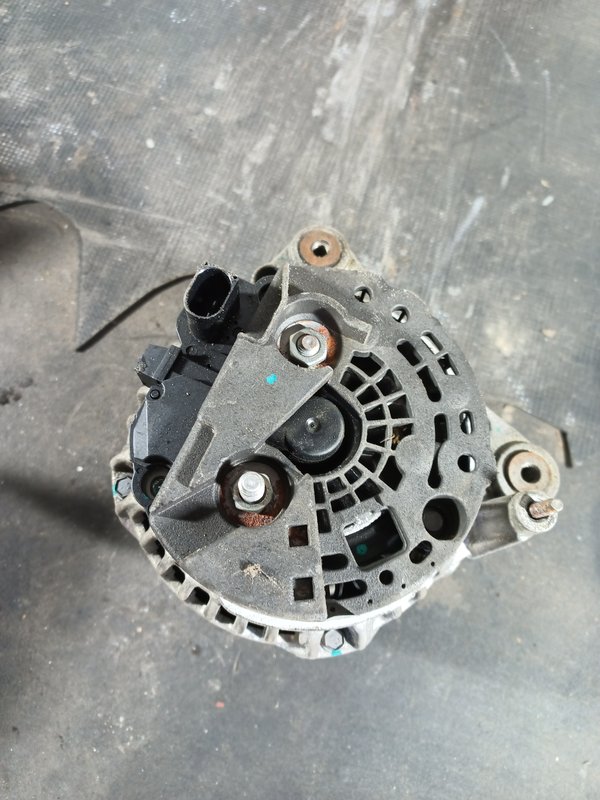 Alternador Grupo VAG 12V 140A 437454