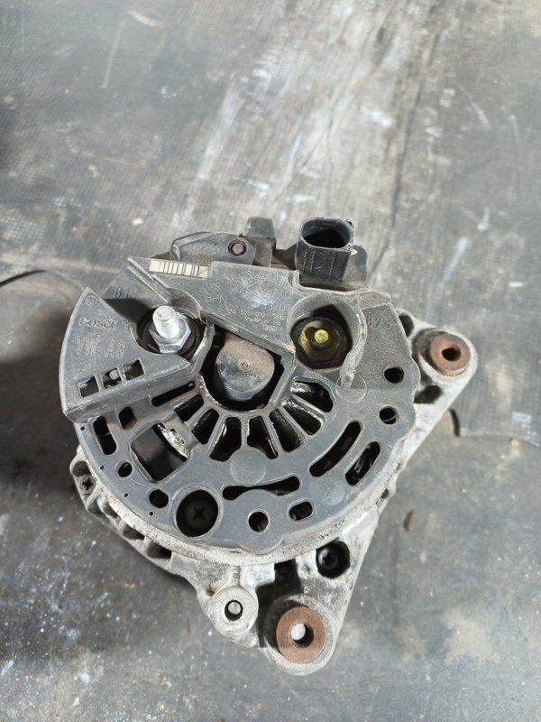 Alternador Grupo VAG MOTOR AWX 1.9TDI 028903029Q