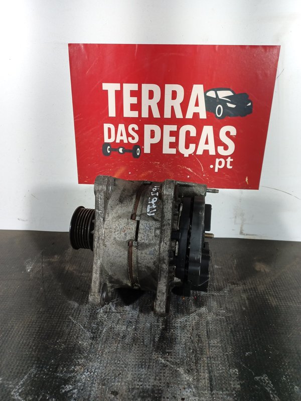 Alternador VW GOLF IV 028903028D