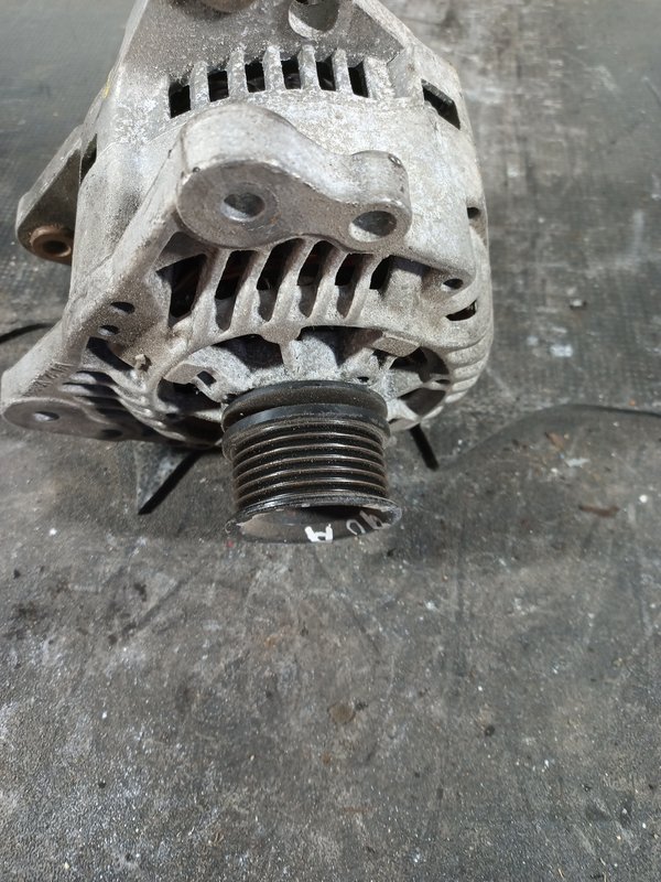 Alternador SEAT CORDOBA MOTOR ABU 1.9 TDI T541815R