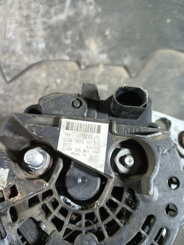 Alternador Grupo VAG MOTOR ATD 038903023L