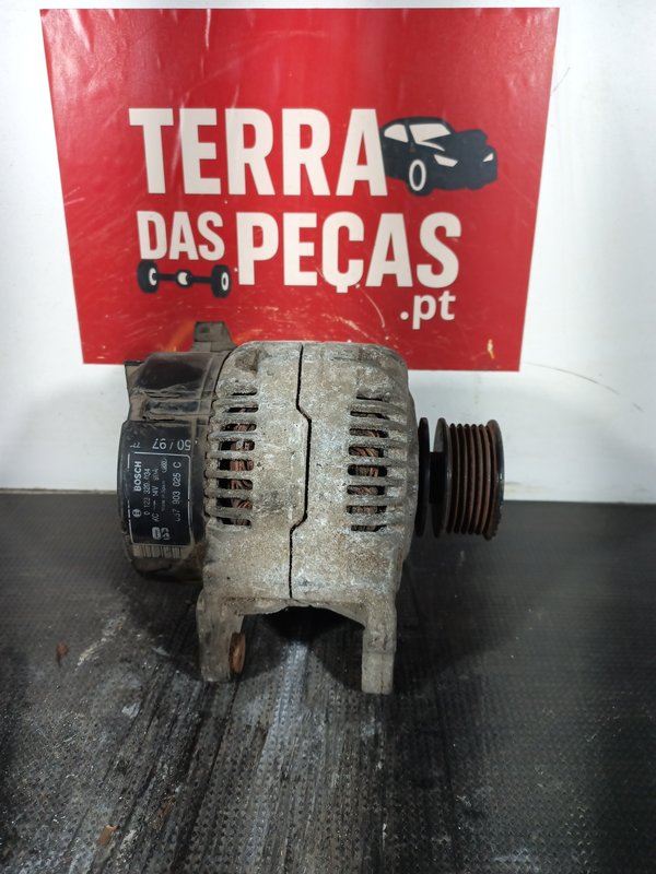 Alternador Grupo VAG 1.6 (G) AUM 037903025C