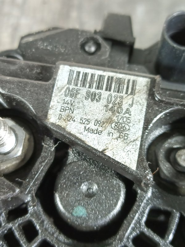 Alternador Grupo VAG 06F903023J