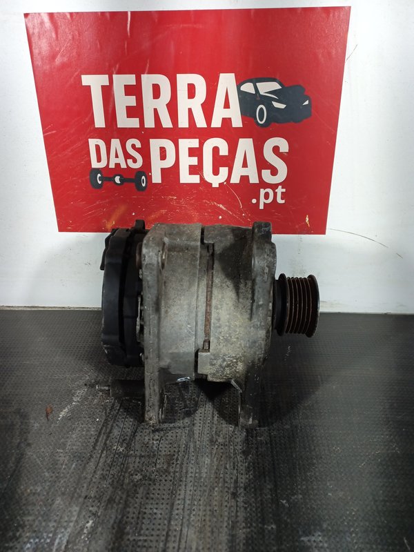 Alternador Grupo VAG 038903018RX