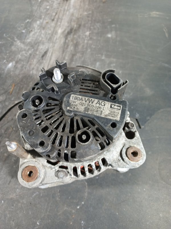 Alternador Grupo VAG 021903026L