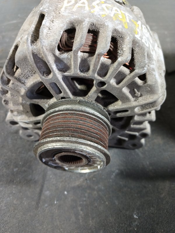 Alternador Grupo VAG 2.0 TDI 03L903023E