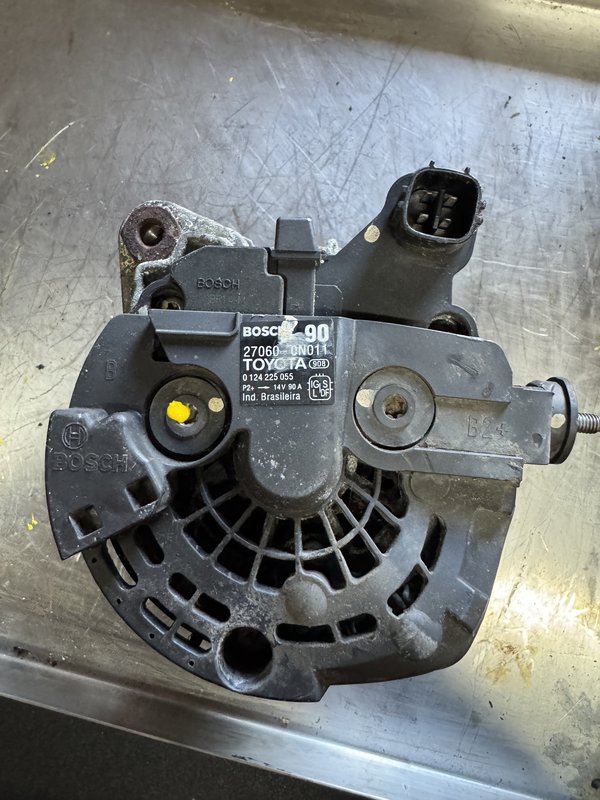 Alternador Toyota Yaris 1.4 D4D 27060-0N11