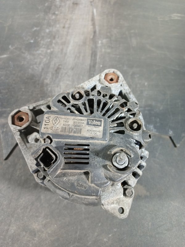 Alternador RENAULT 8200100907