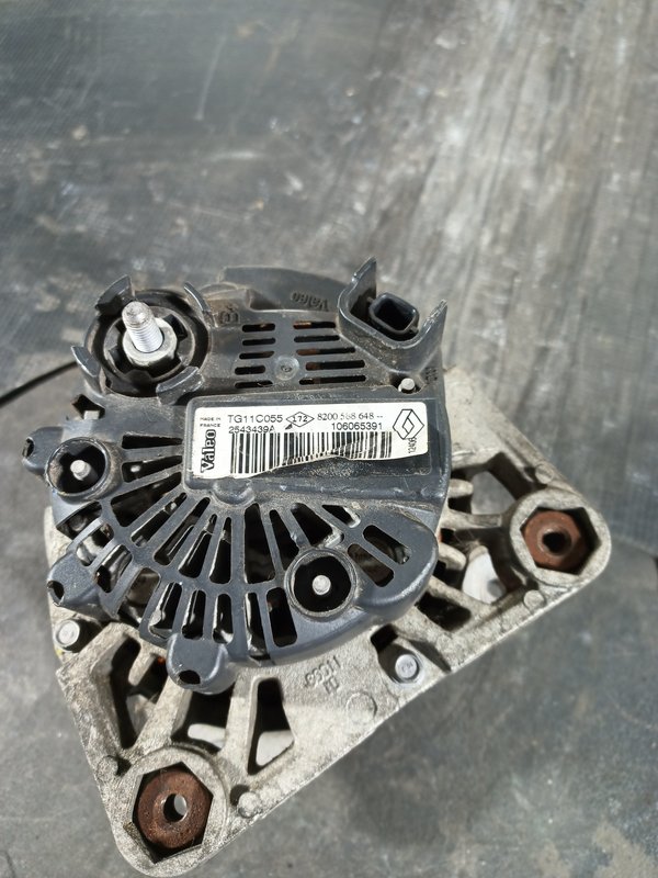 Alternador RENAULT 8200588648