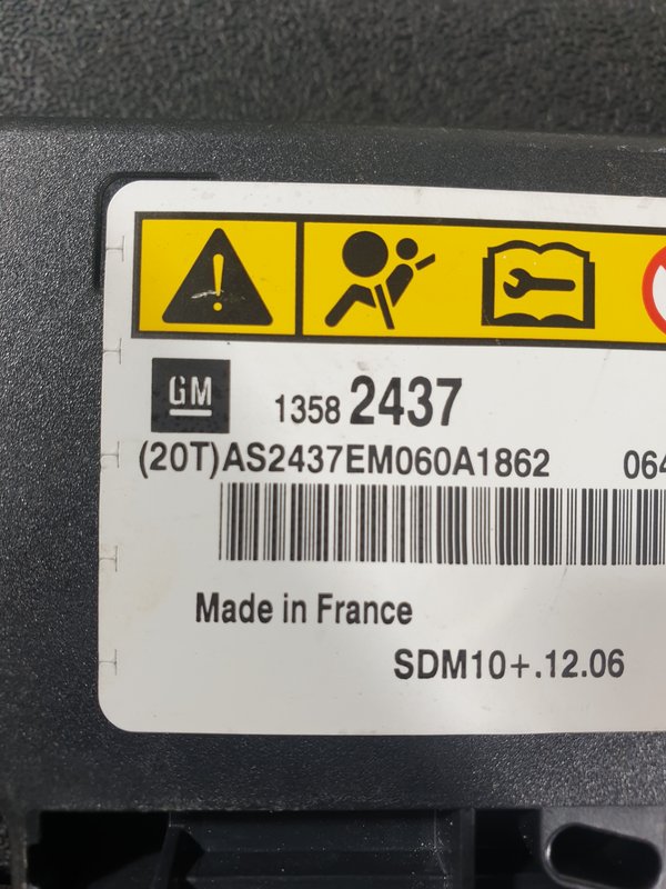 Centralina Airbags Opel Astra J 13582437