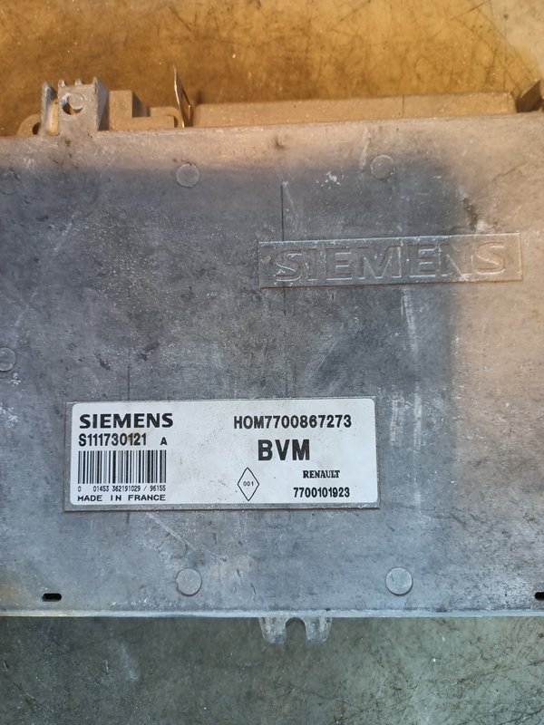 Centralina Motor RENAULT 1.6 7700101923