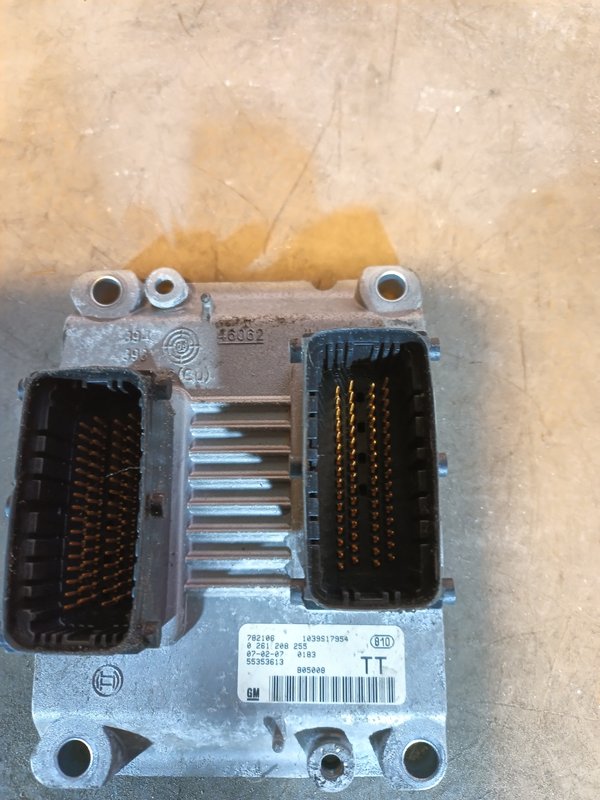Centralina Motor OPEL MERIVA 1.4i 0261208255