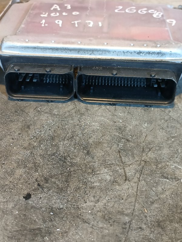 Centralina Motor VW 1.9 SDI 038906012C