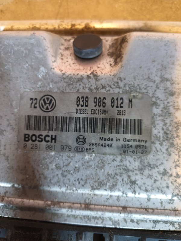 Centralina Motor VW 1.9 TDI 038906012M