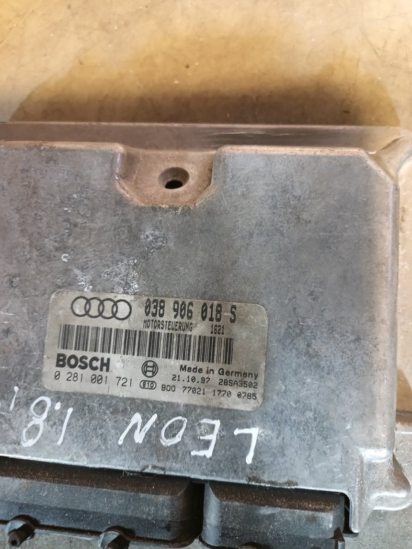 Centralina Motor VW 1.9 TDI 038906018S