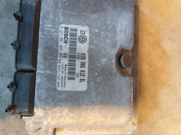Centralina Motor VW 1.9 TDI 038906018BL