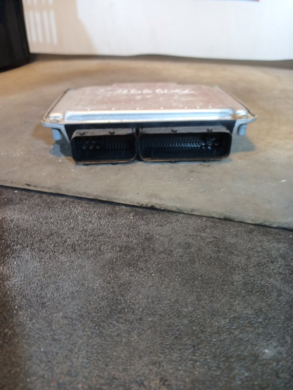 Centralina Motor VW 1.9 SDI 038906012HL