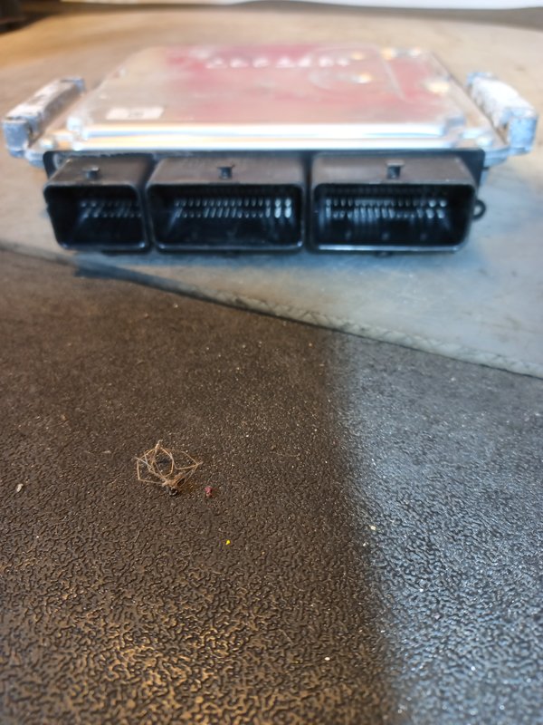 Centralina Motor RENAULT 237100323R