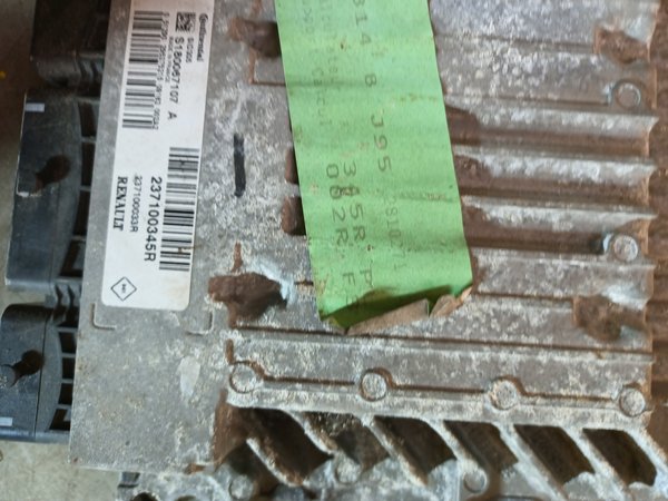 Centralina Motor RENAULT 1.5 DCI 237100345R