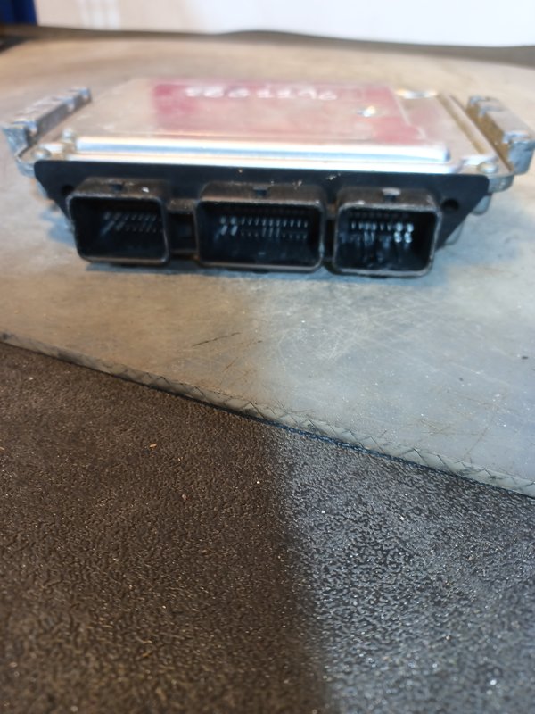 Centralina Motor RENAULT 1.9 DCi 8200310863