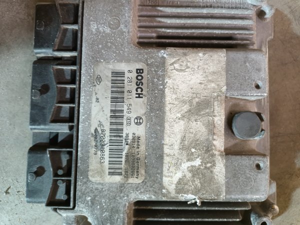 Centralina Motor RENAULT 1.9 DCI 82000310863