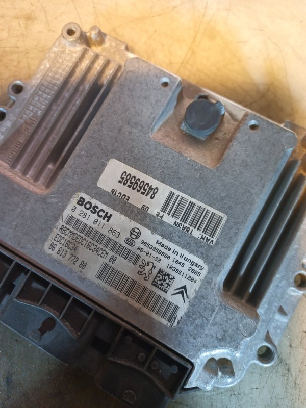 Centralina Motor Citroen C4 I 1.6 HDI 9661377280