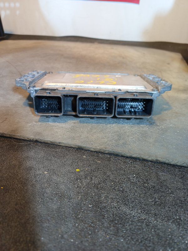 Centralina Motor RENAULT 8200504593