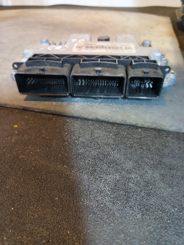 Centralina Motor RENAULT 237105821R