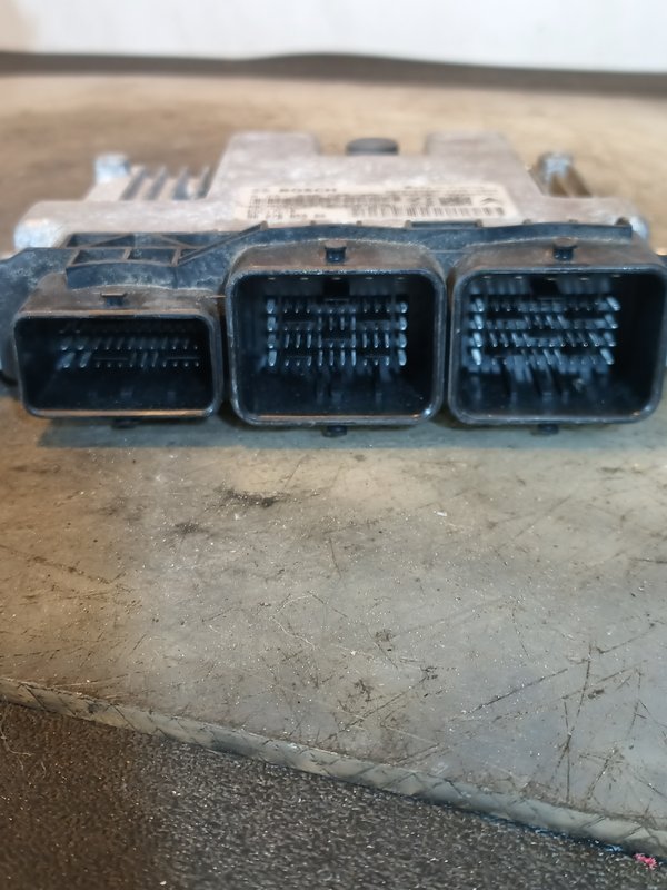 Centralina Motor GROUP PSA 9807885980