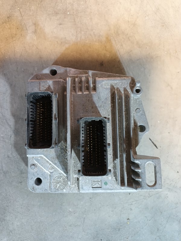 Centralina Motor OPEL 1.6 12230740