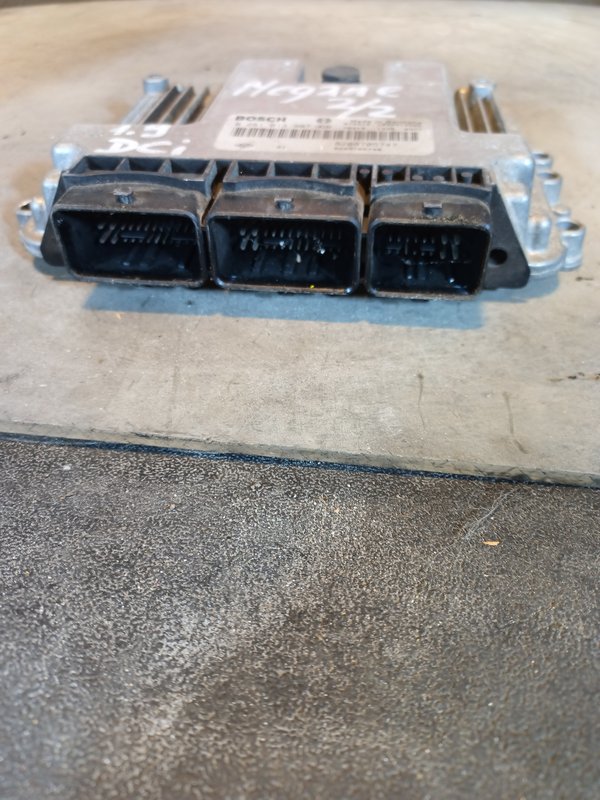 Centralina Motor RENAULT MEGANE II 1.9 DCI 8200705747