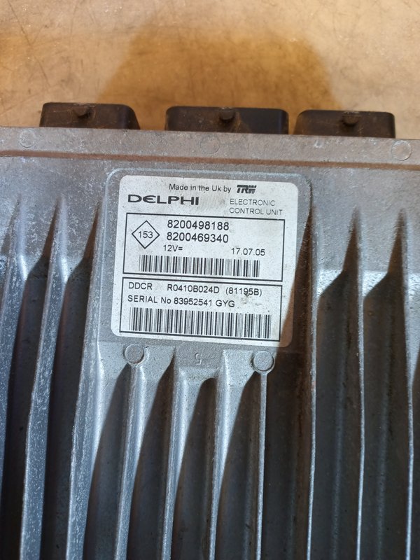 Centralina Motor RENAULT Megane II 1.5 DCI 8200498188