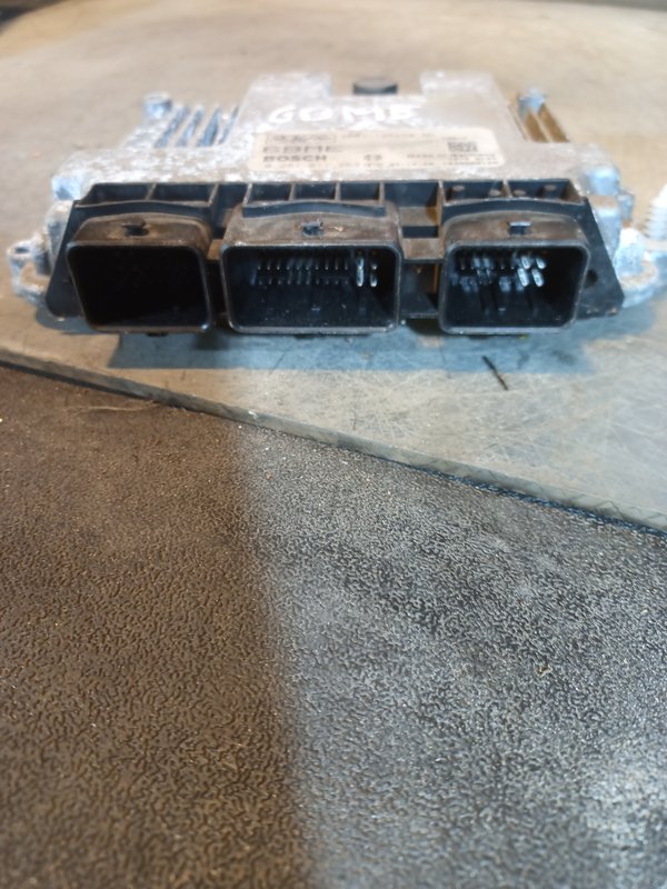 Centralina Motor FORD FOCUS II 1.6 TDCI 4M5112A650ND