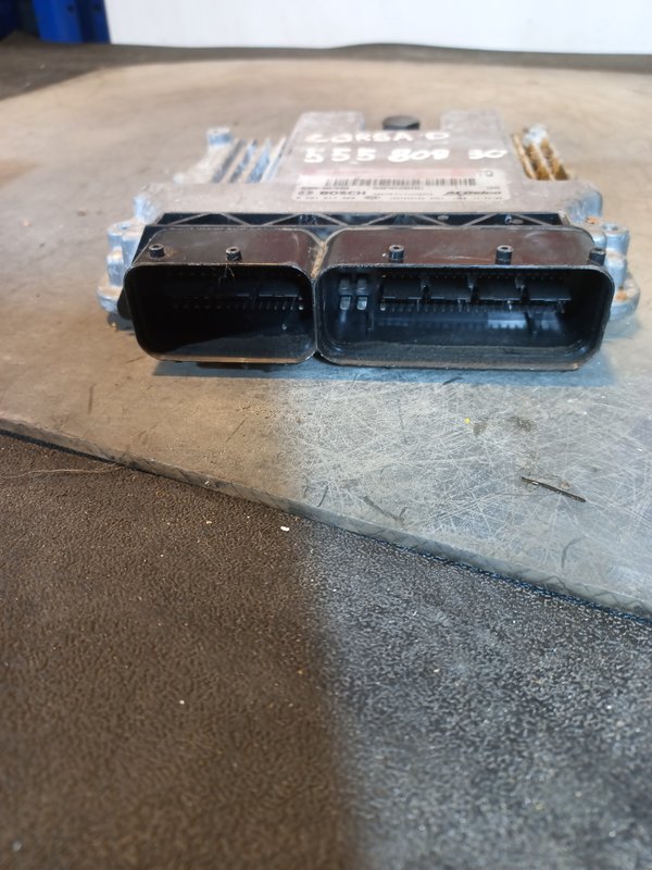 Centralina Motor OPEL 1.3 CDTI 55580830