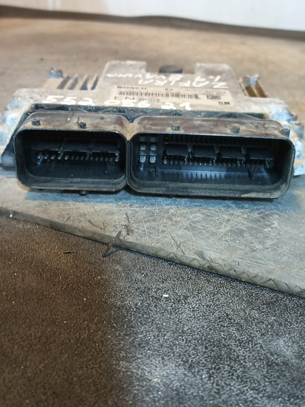 Centralina Motor OPEL 1.9 CDTI 55205621