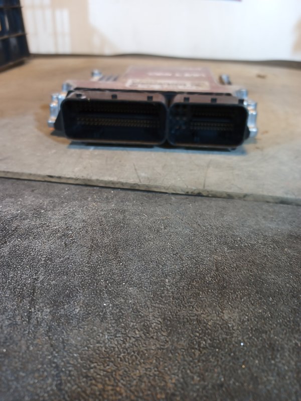 Centralina Motor BMW E82 2.0 850637501