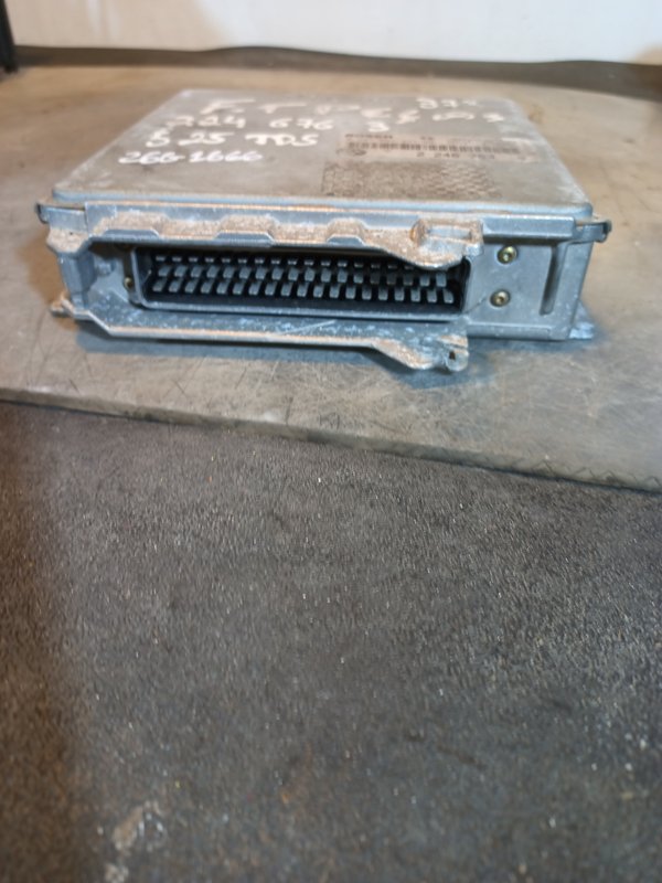 Centralina Motor BMW E39 525 TDS 2246763