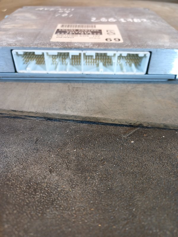 Centralina Motor TOYOTA 2.0 D4D 8966105690