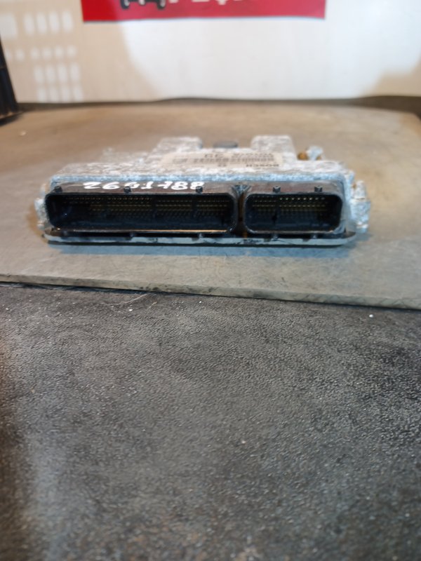 Centralina Motor TOYOTA 1.0 896610H390