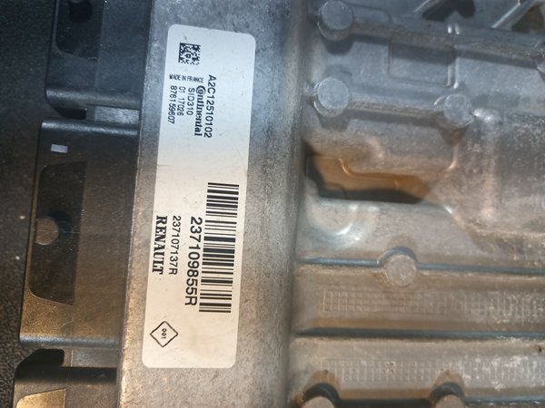 Centralina Motor RENAULT 237107137R