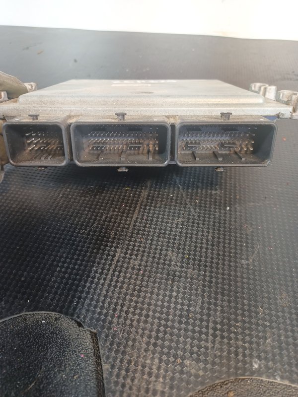 Centralina Motor RENAULT 237107137R