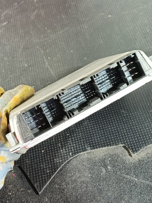Centralina Motor MERCEDES A0001535379