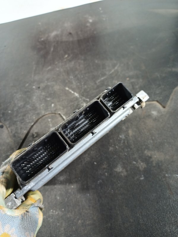 Centralina Motor RENAULT MEGANE III 237103956R